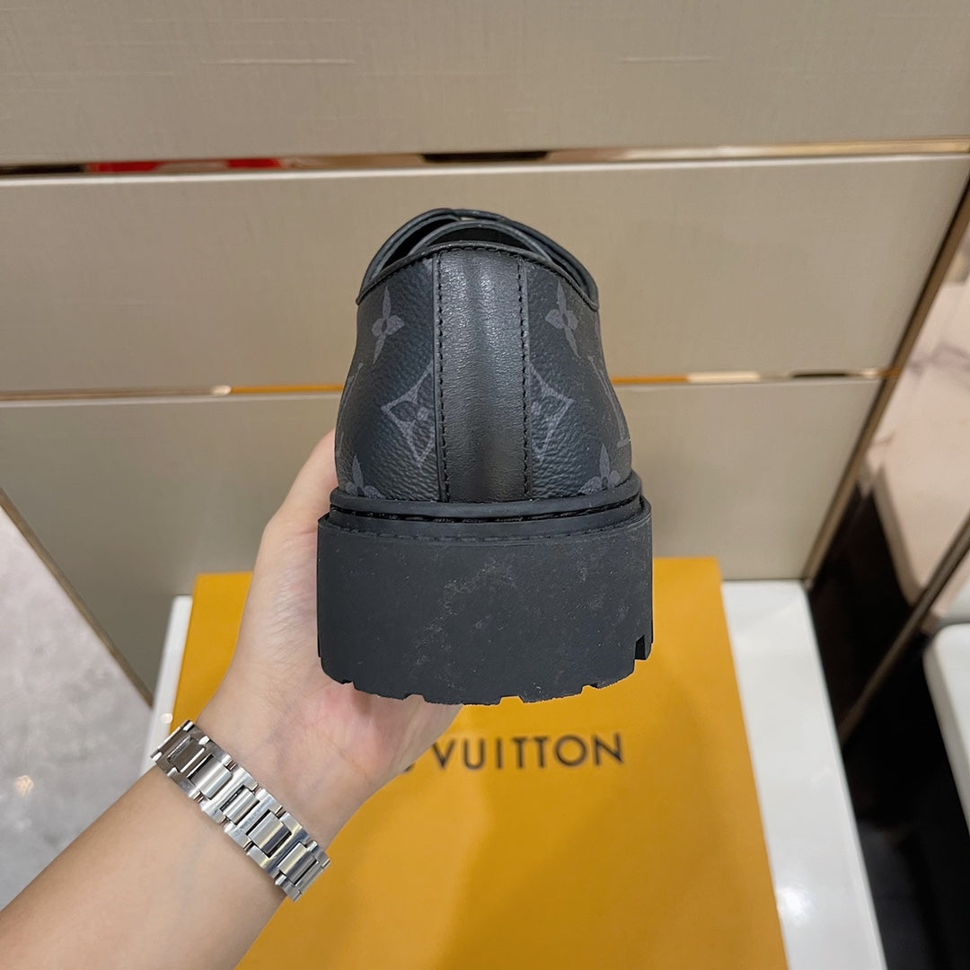 Luxury Shoes - LU-V - 411