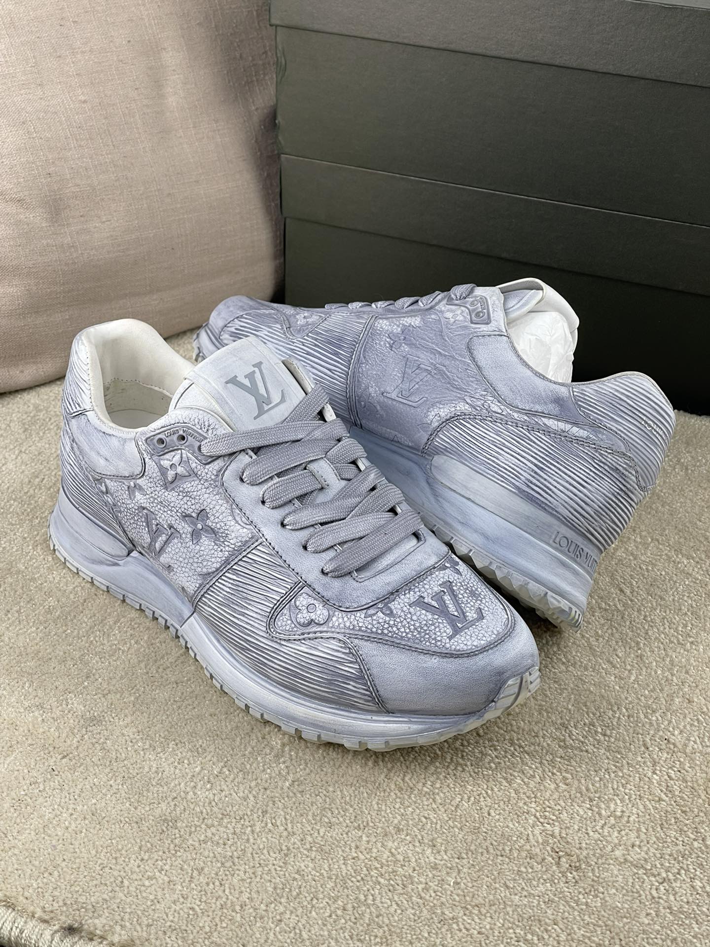 Luxury Shoes - LU-V - 401