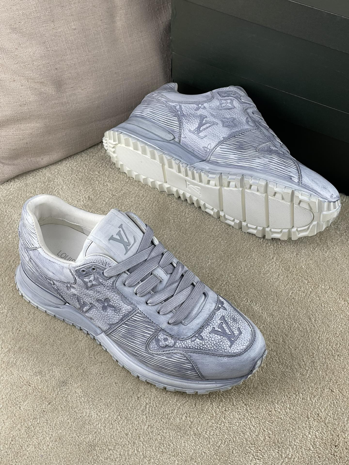 Luxury Shoes - LU-V - 401