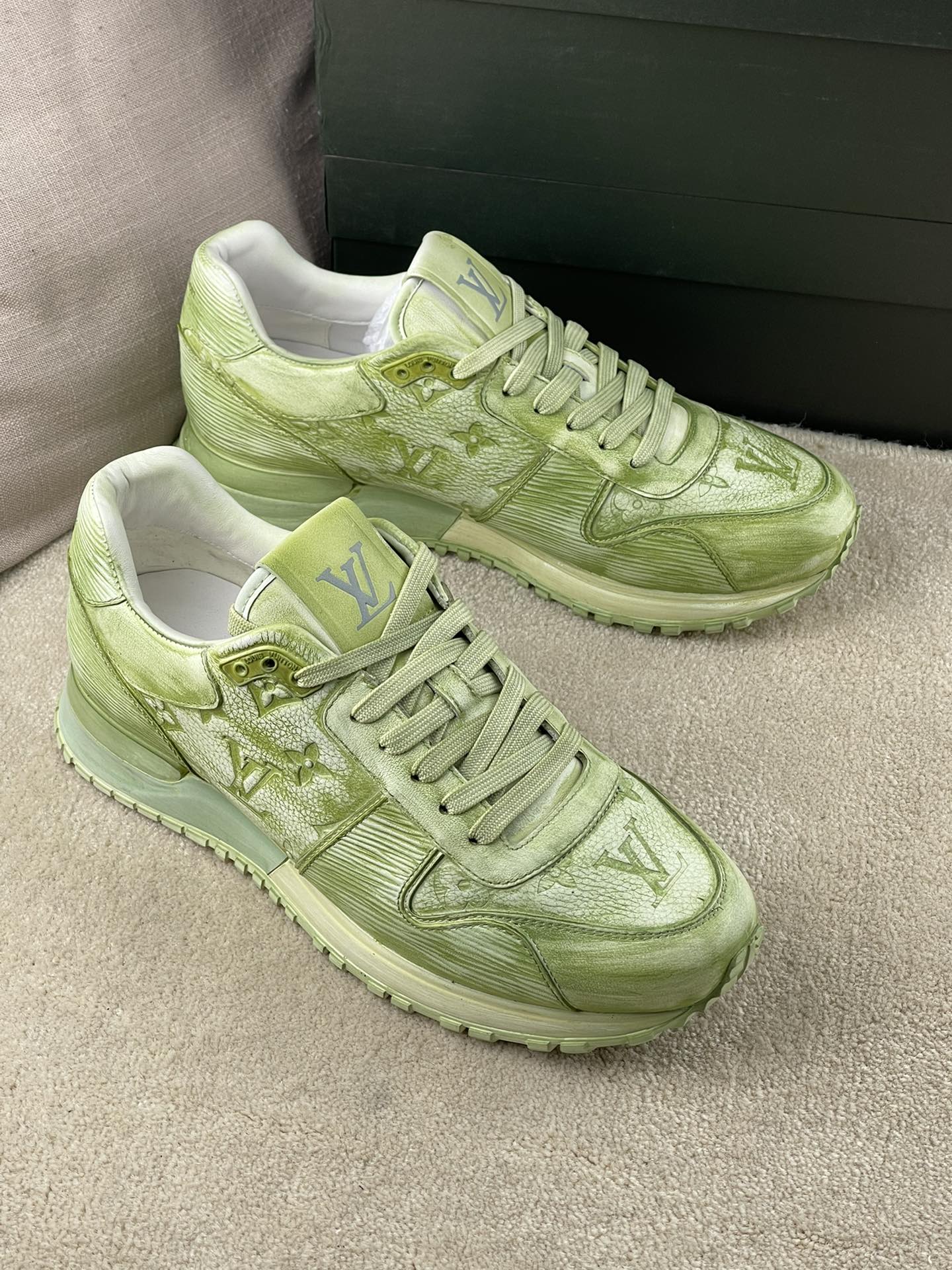 Luxury Shoes - LU-V - 403