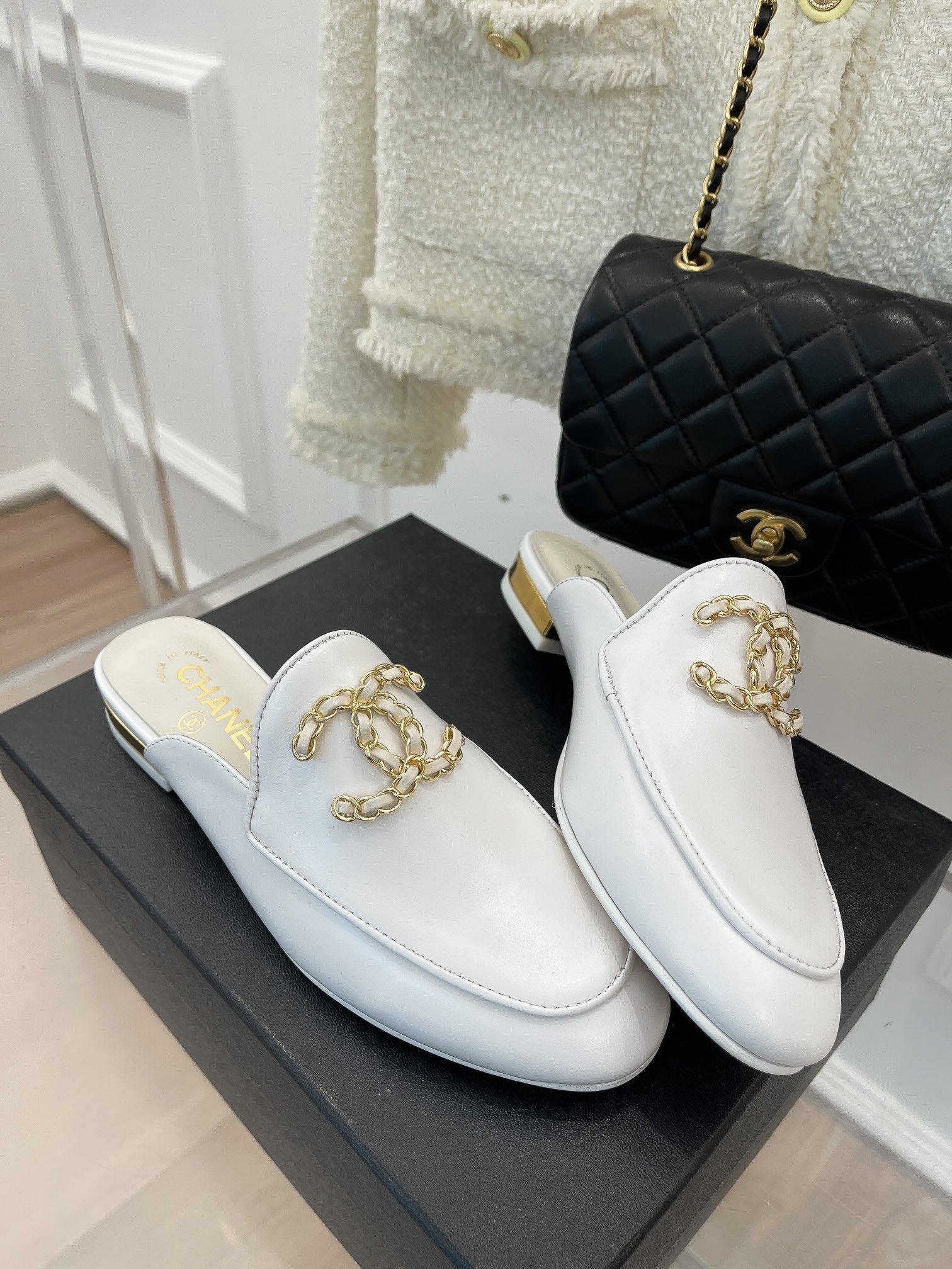 Luxury Shoes Sandals - CHL - 1212