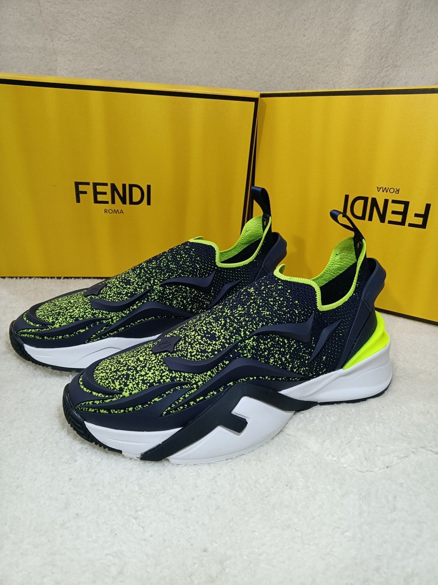 Luxury Shoes - FED - 300