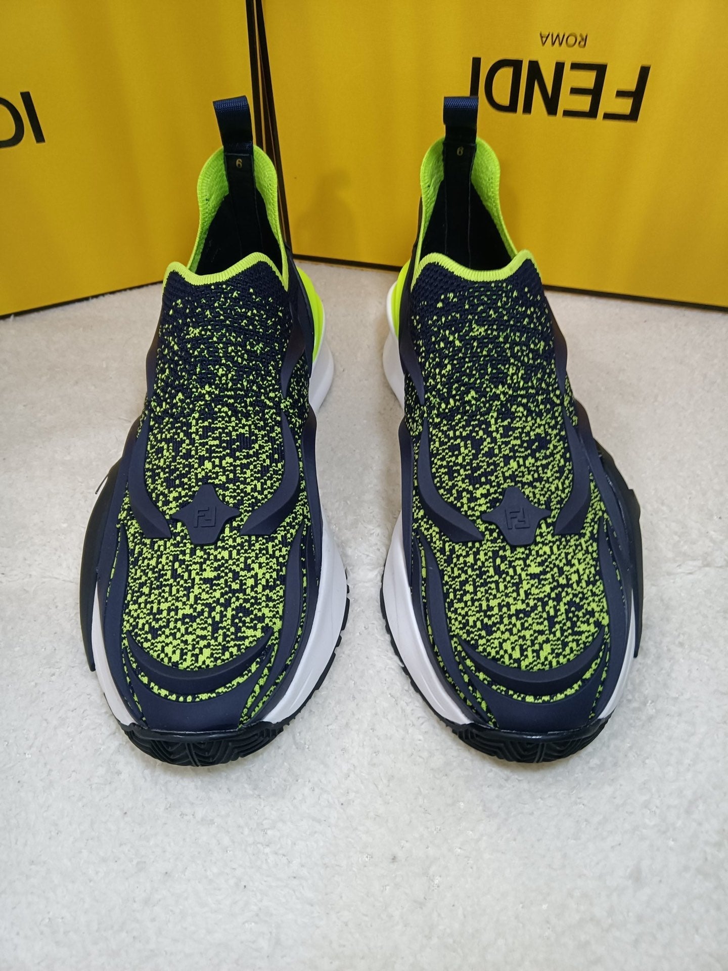 Luxury Shoes - FED - 300