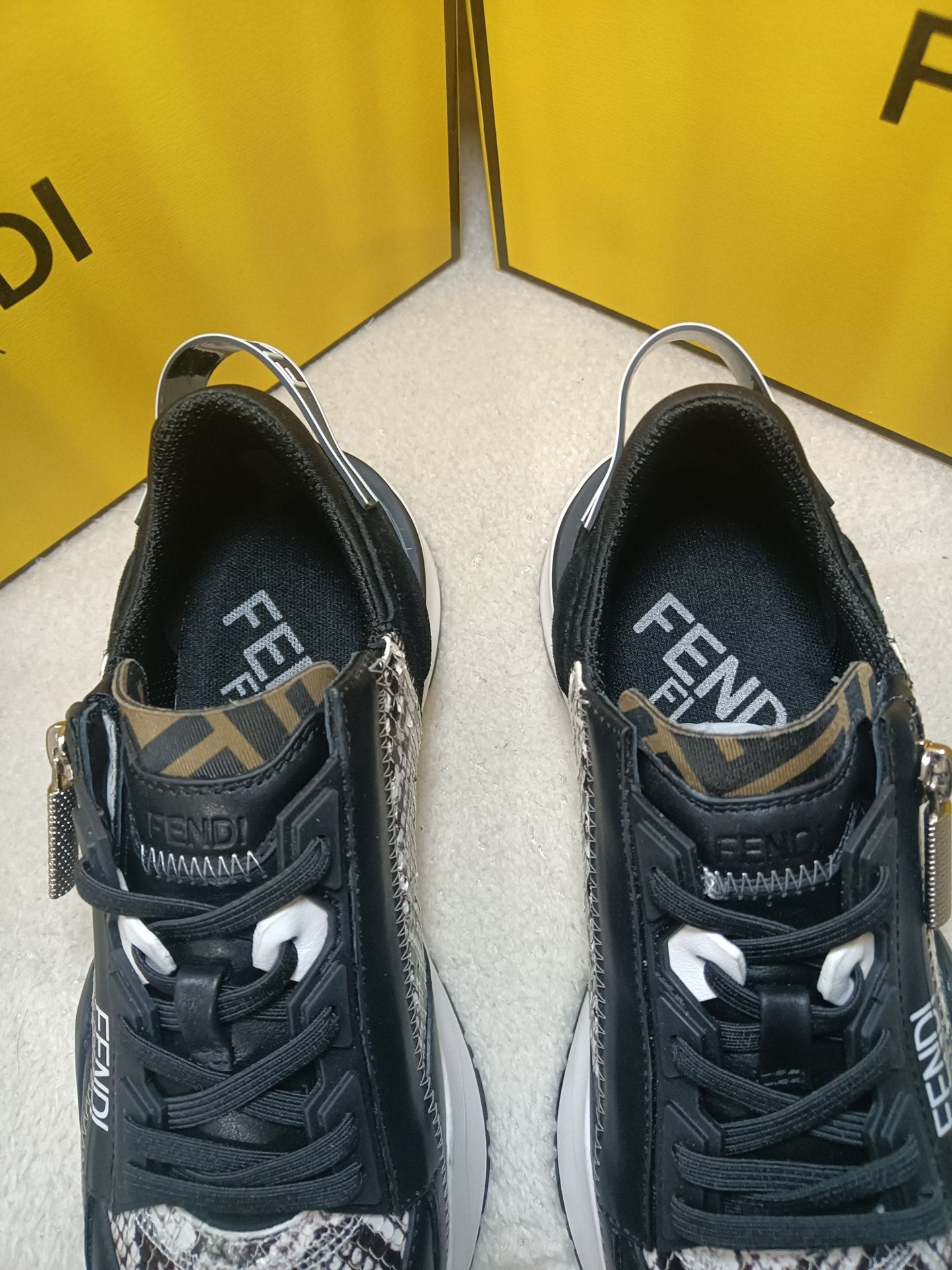 Luxury Shoes - FED - 013