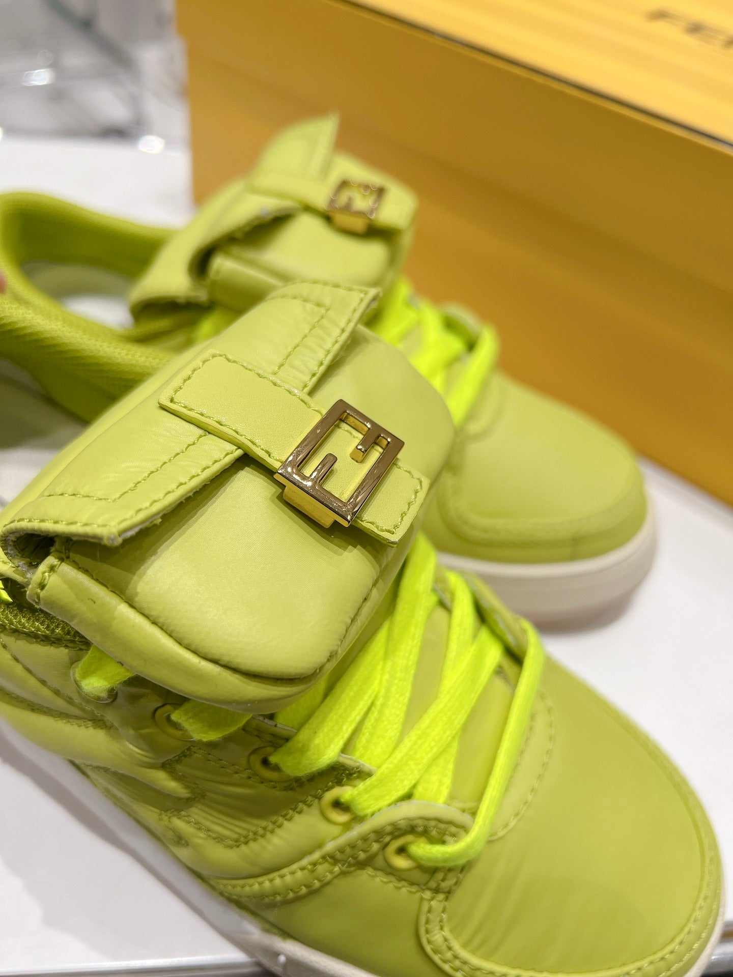 Luxury Shoes - FED - 245