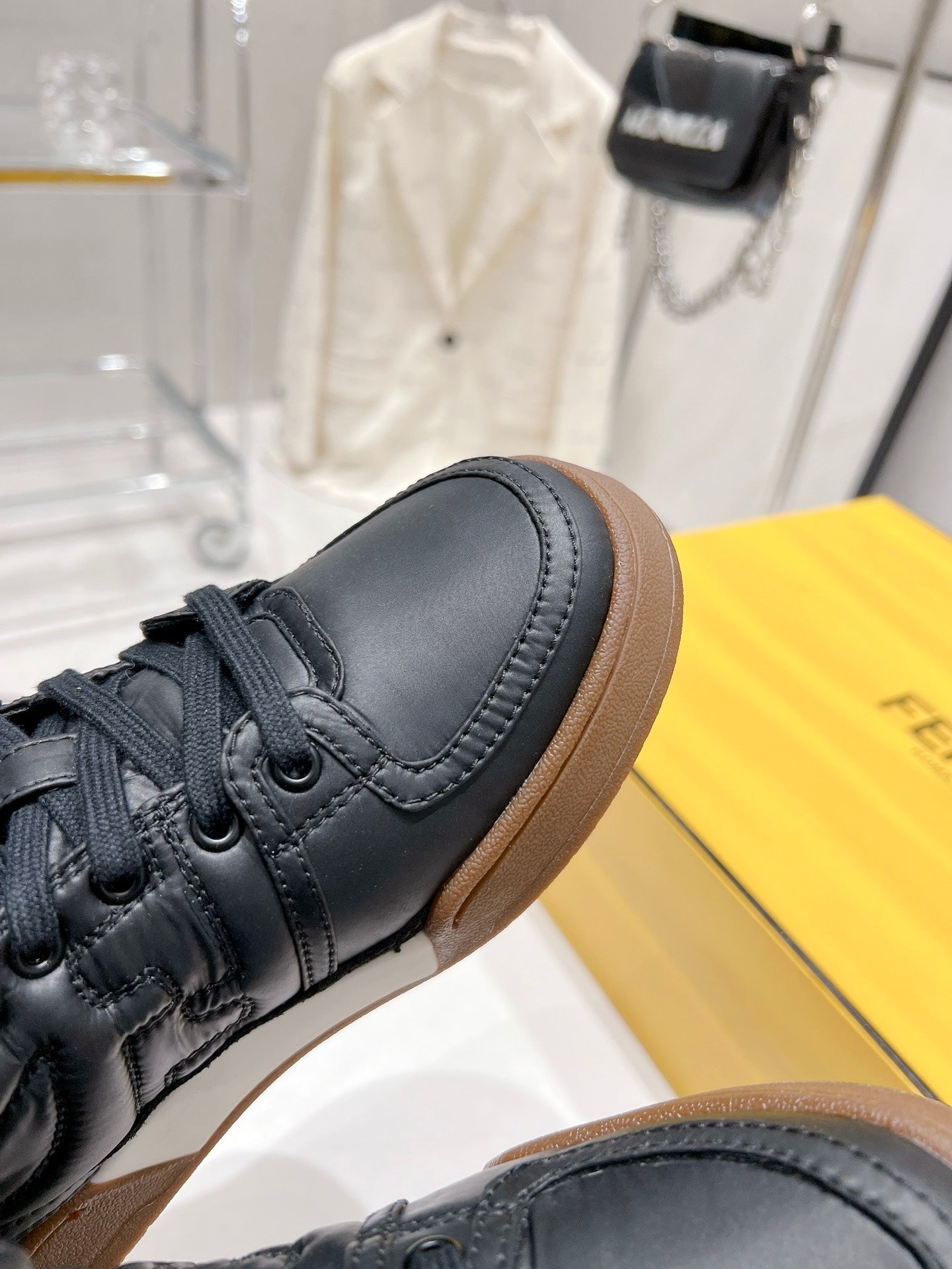 Luxury Shoes - FED - 251