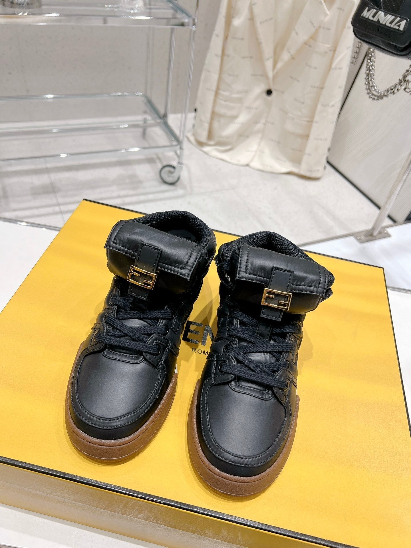 Luxury Shoes - FED - 251