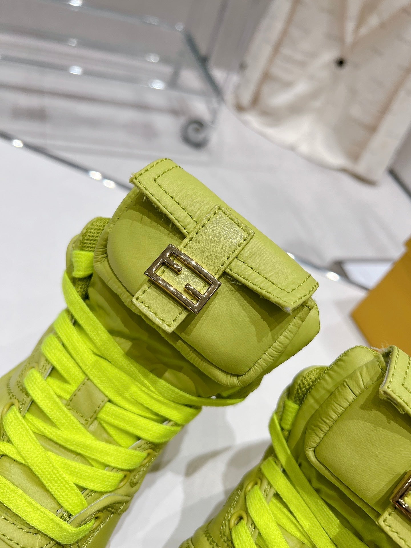 Luxury Shoes - FED - 252