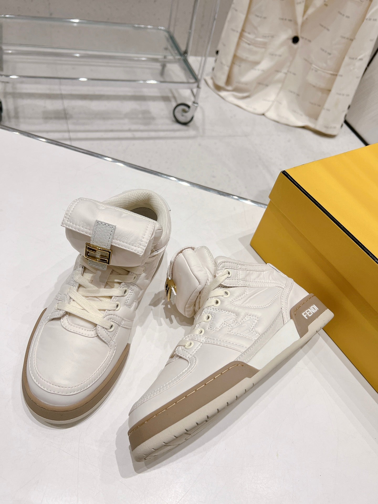 Luxury Shoes - FED - 255