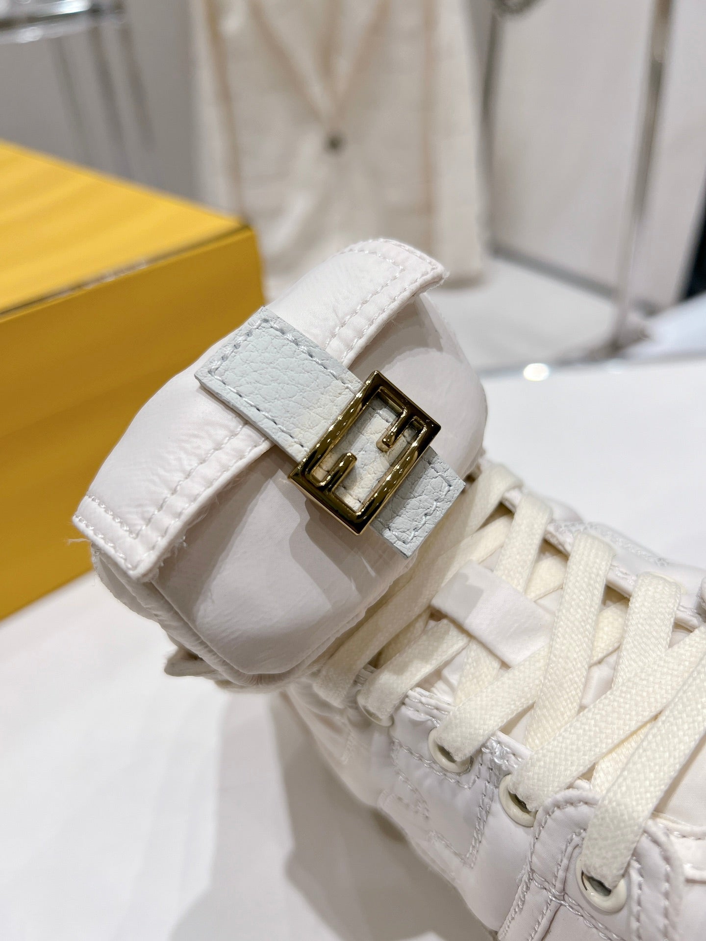 Luxury Shoes - FED - 255