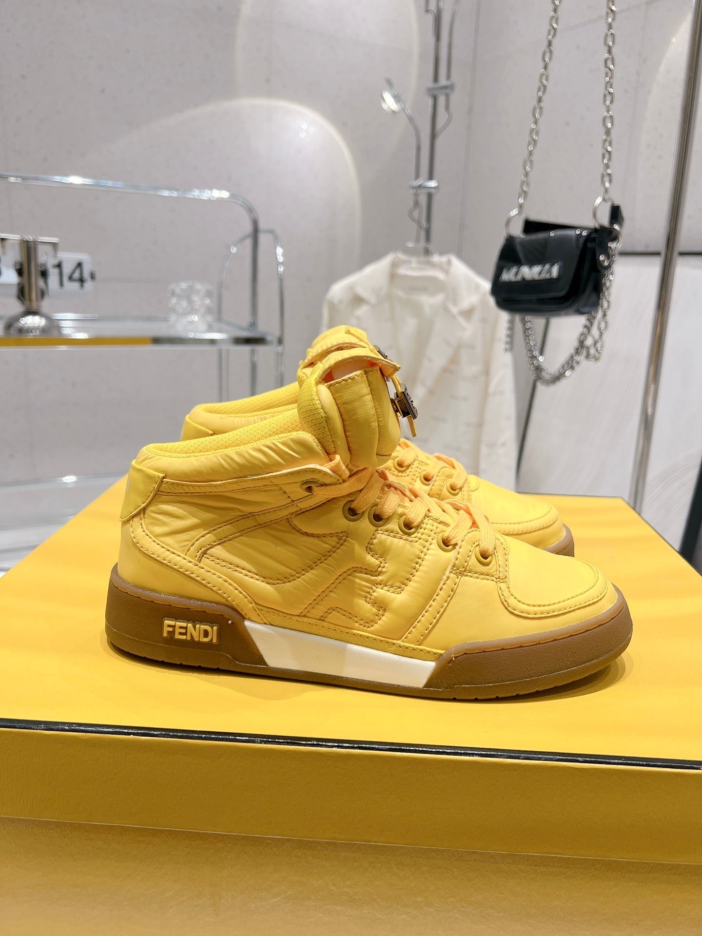 Luxury Shoes - FED - 256