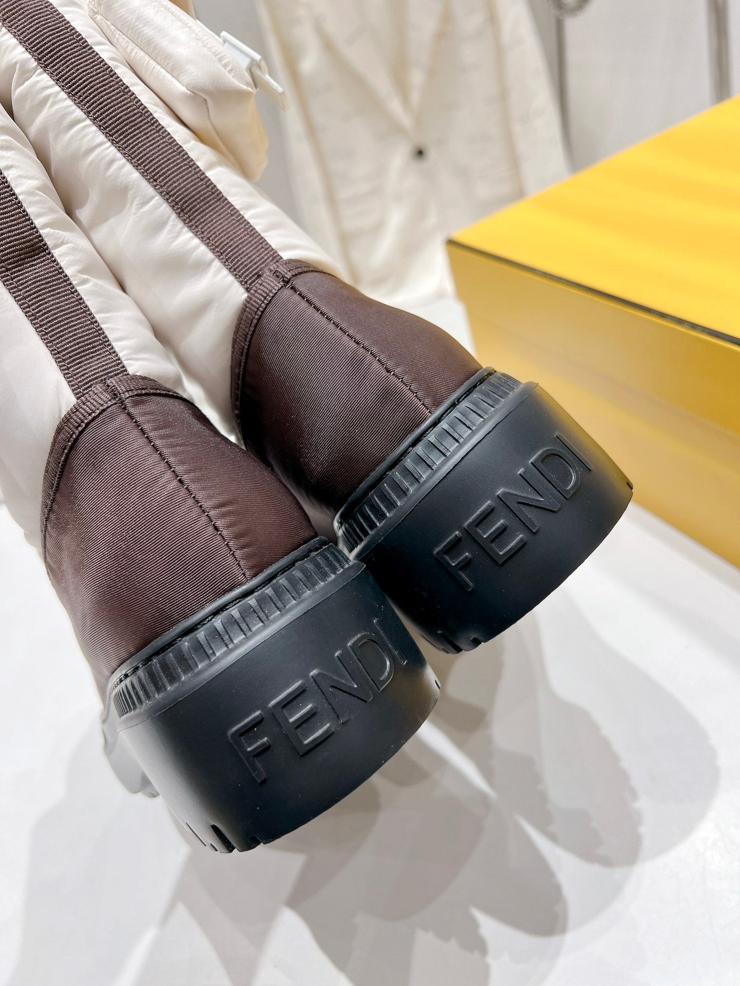 Luxury Shoes - FED - 243