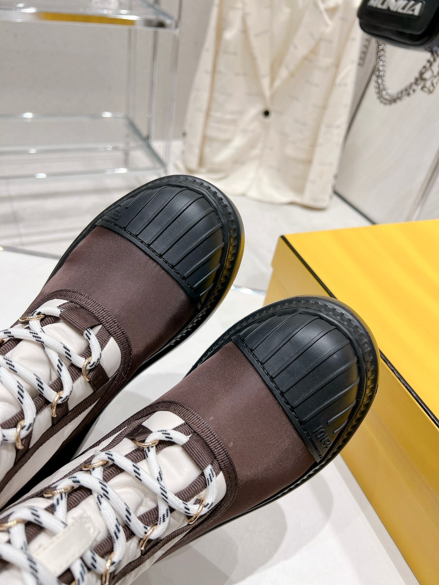 Luxury Shoes - FED - 243