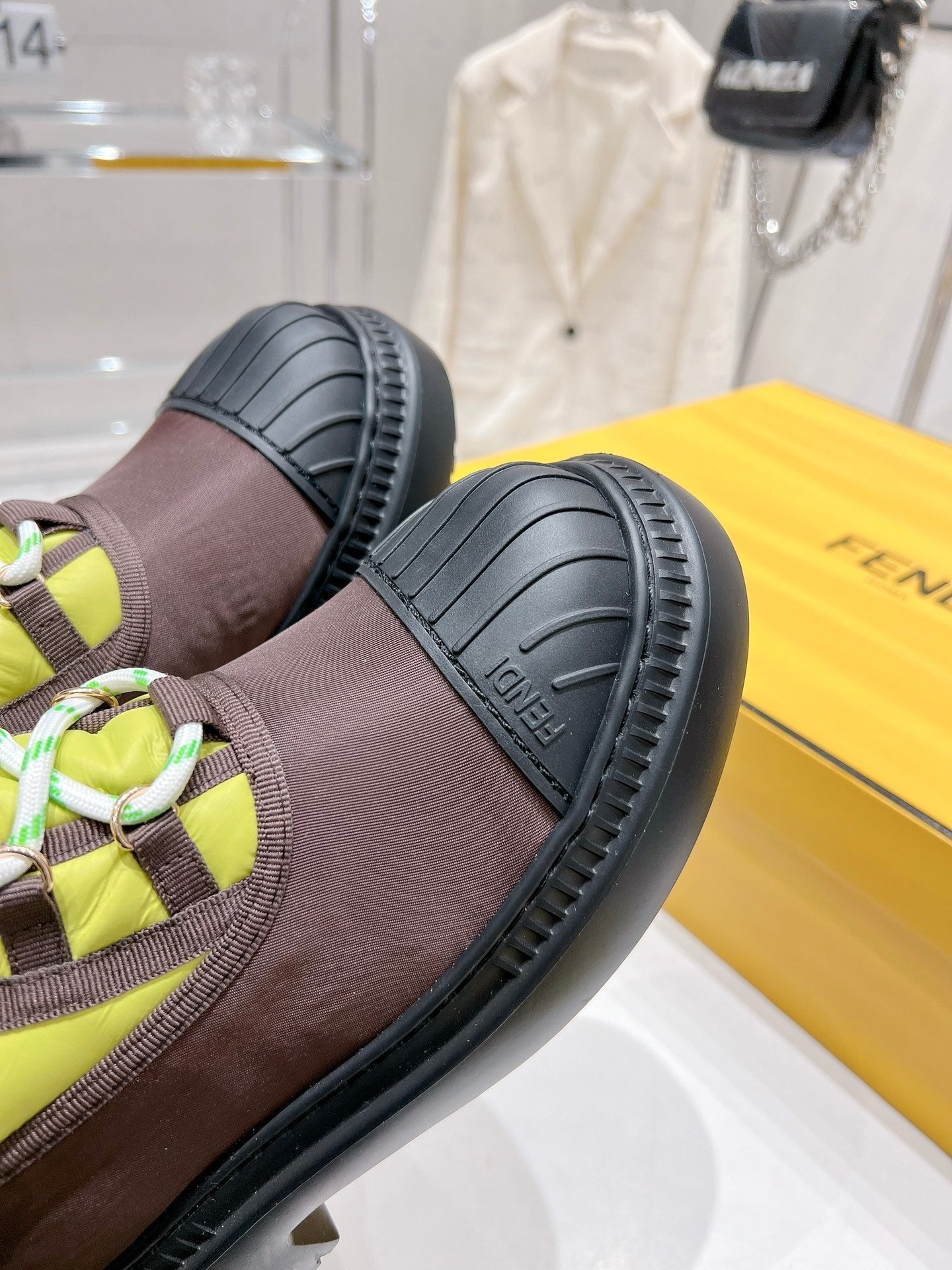 Luxury Shoes - FED - 244