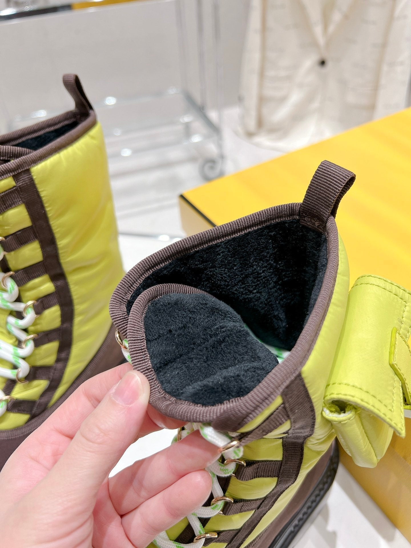 Luxury Shoes - FED - 244