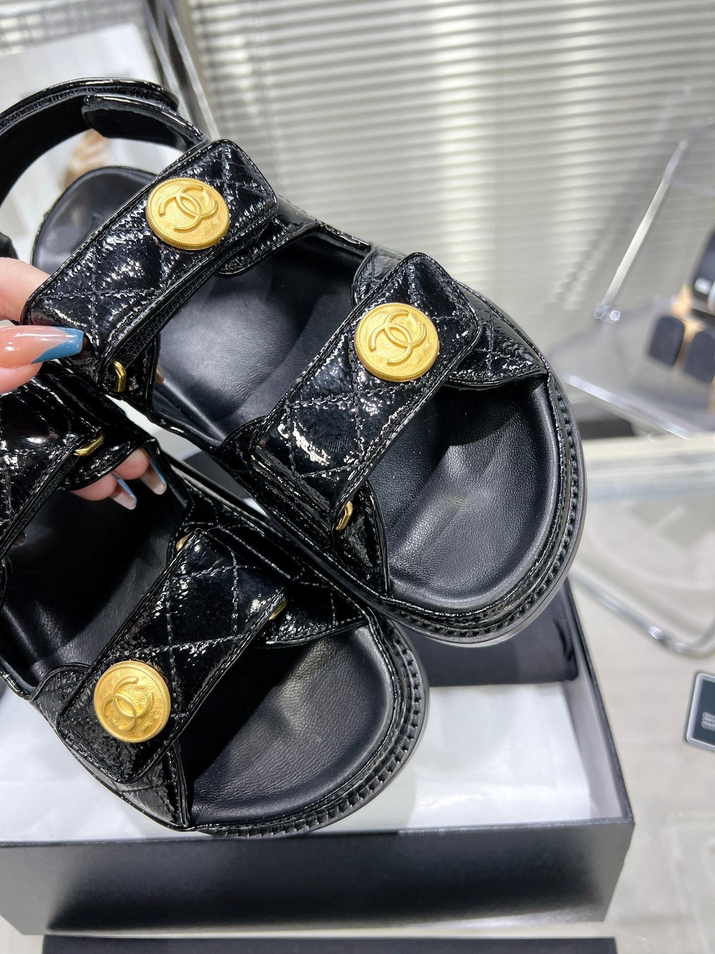 Luxury Shoes Sandals - CHL - 1122