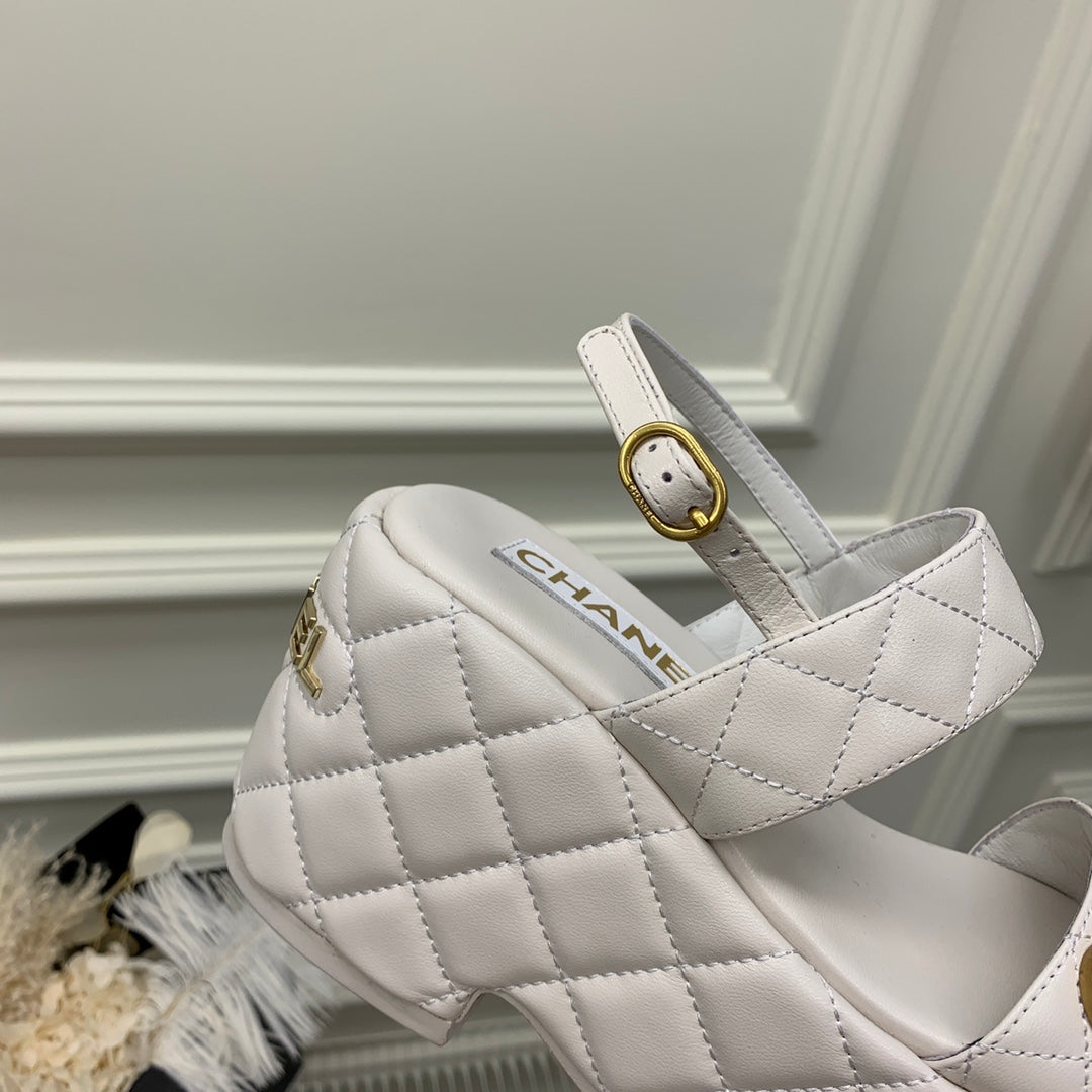 Luxury Shoes Sandals - CHL - 1102