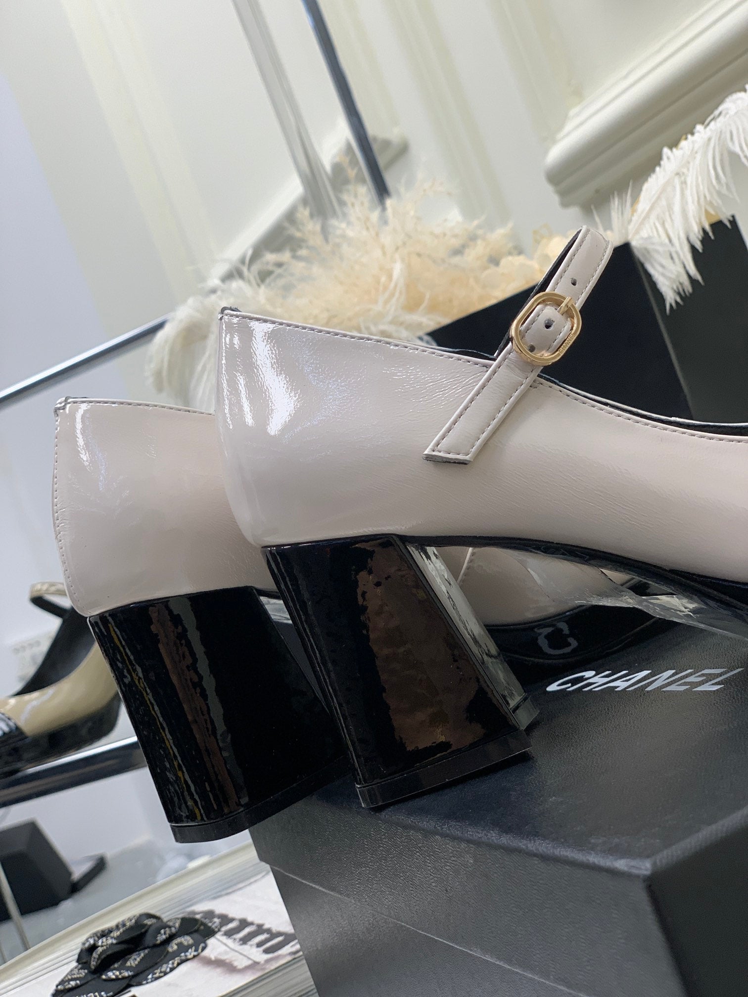 Luxury Shoes Sandals - CHL - 1013