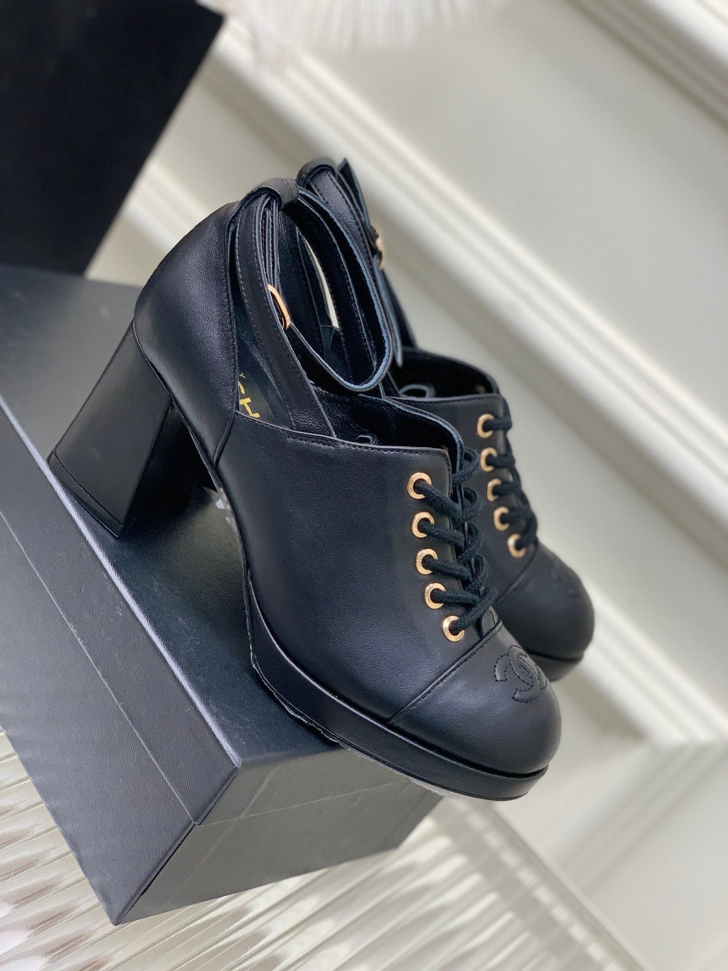 Luxury Shoes Sandals - CHL - 1014