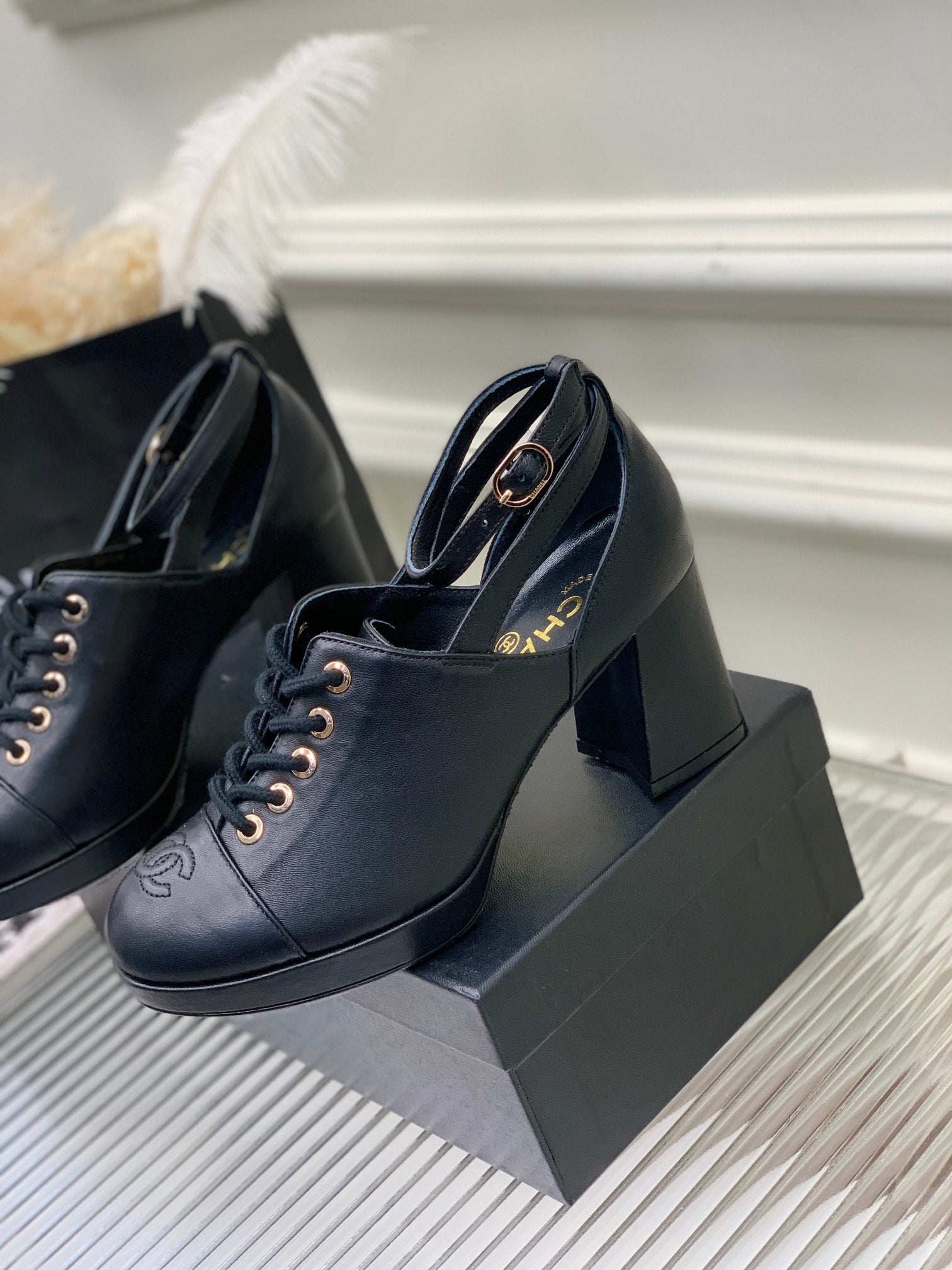 Luxury Shoes Sandals - CHL - 1014