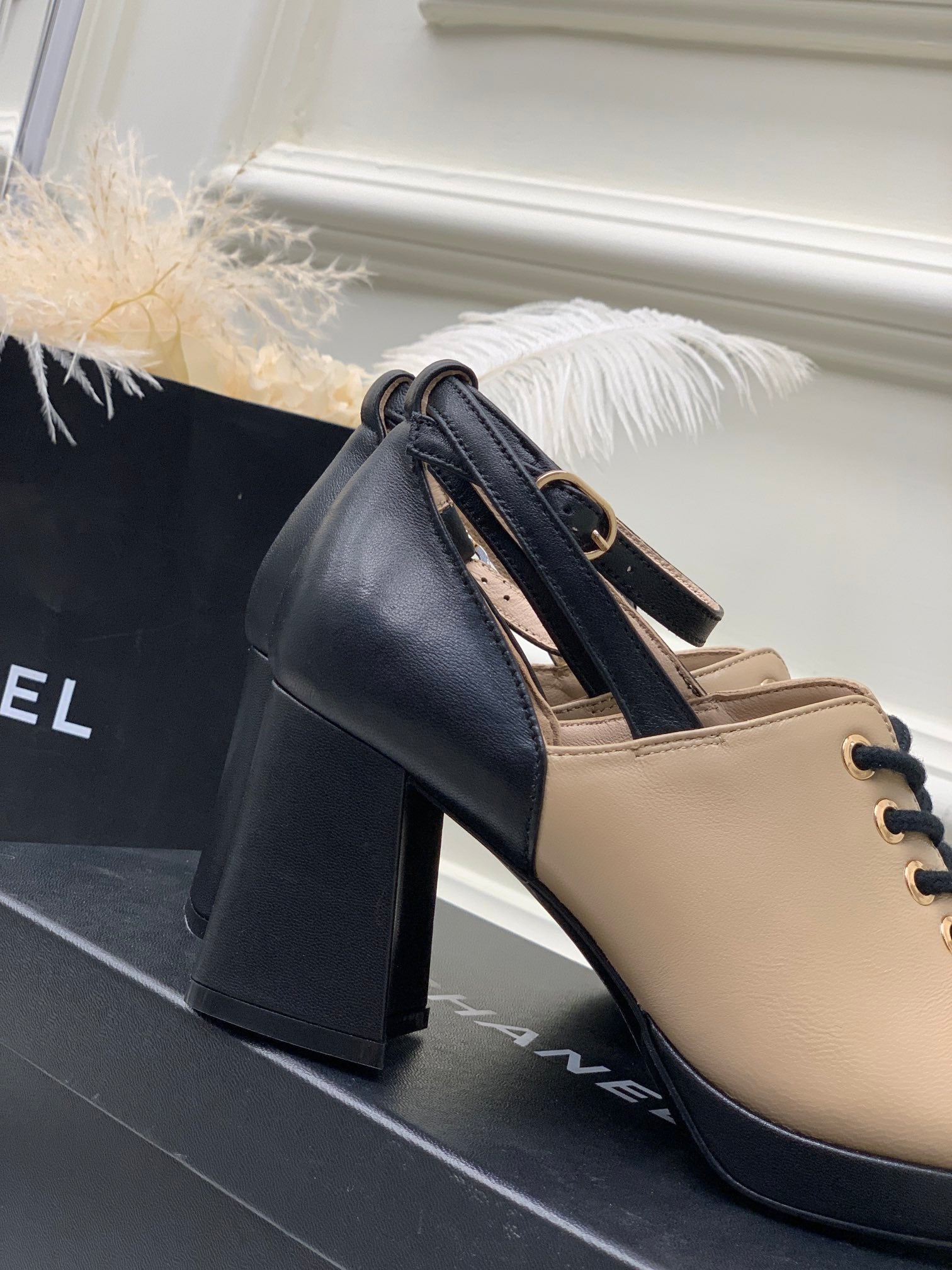 Luxury Shoes Sandals - CHL - 1015