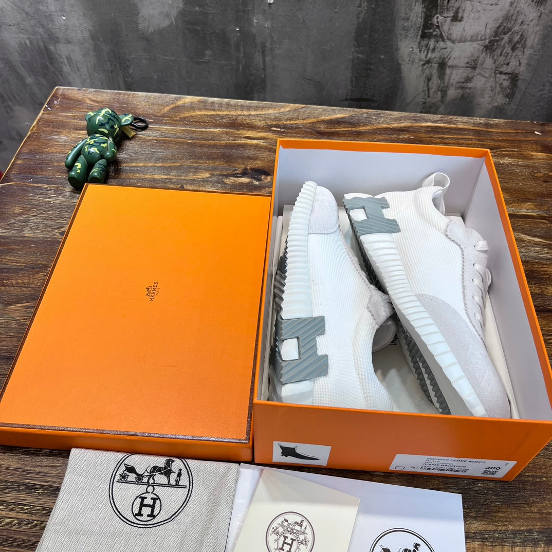 Luxury Shoes - HMS - 352