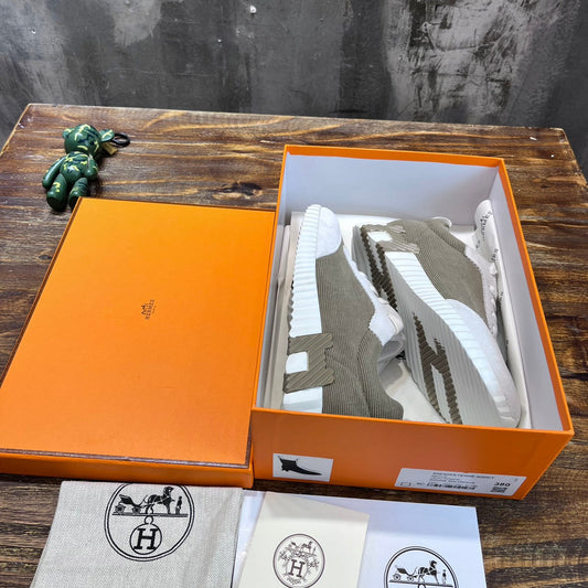 Luxury Shoes - HMS - 359