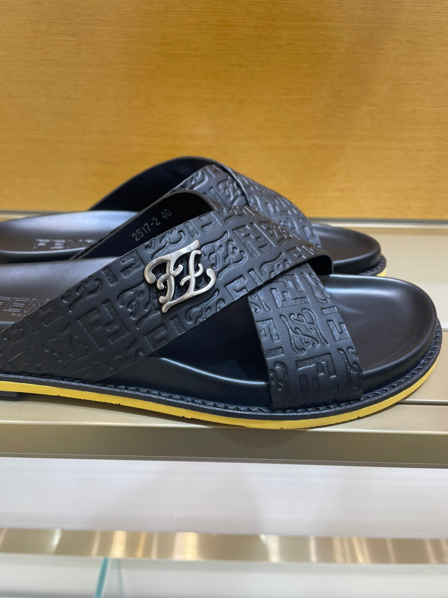 Luxury Shoes - FED - 231