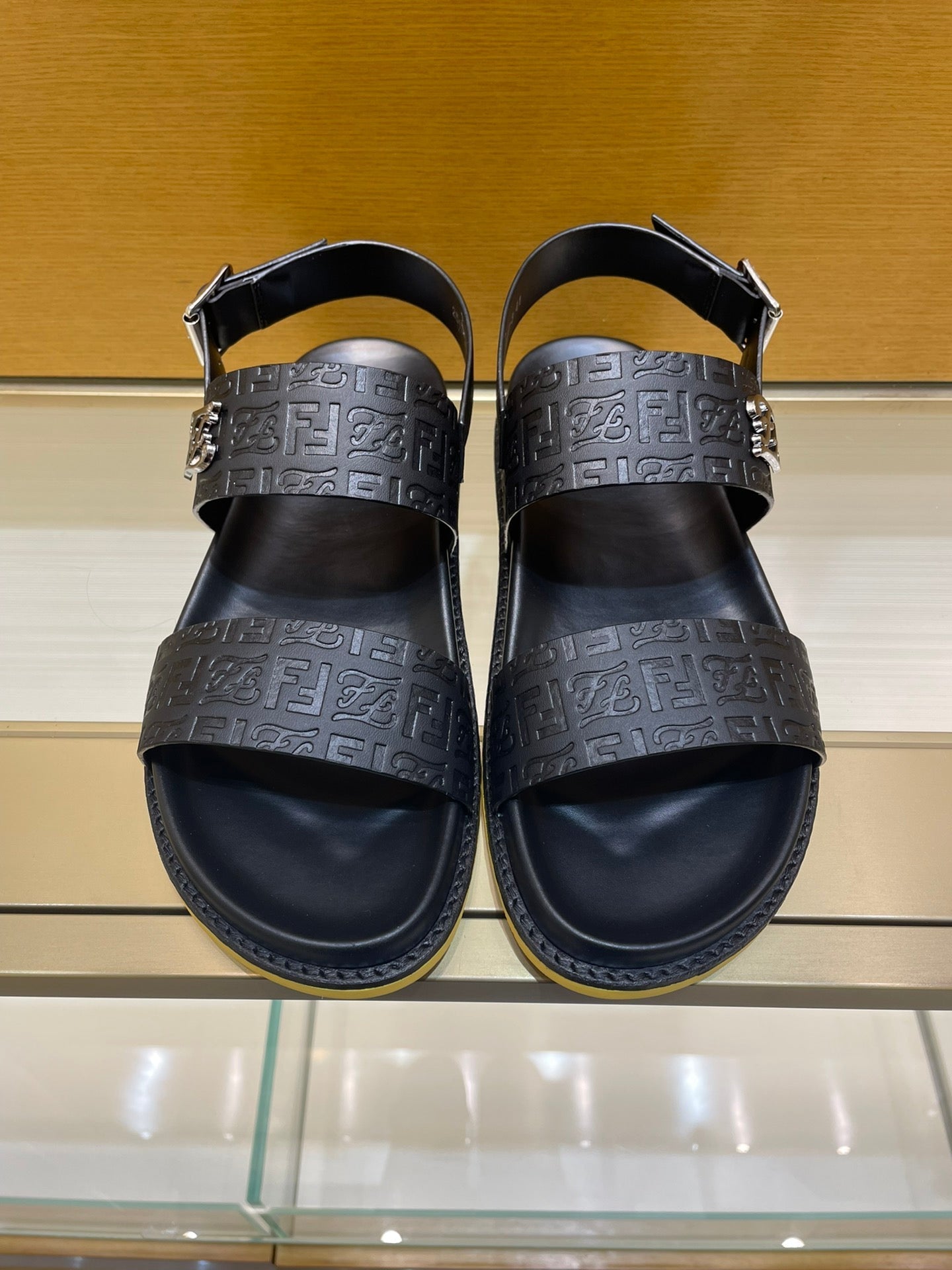 Luxury Shoes - FED - 230