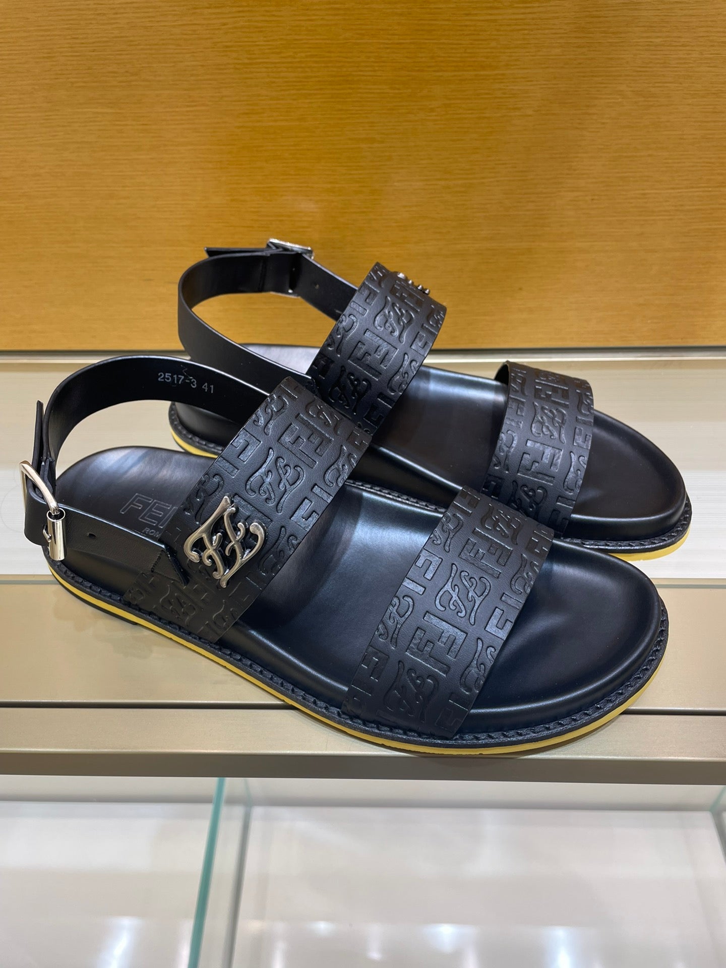 Luxury Shoes - FED - 230