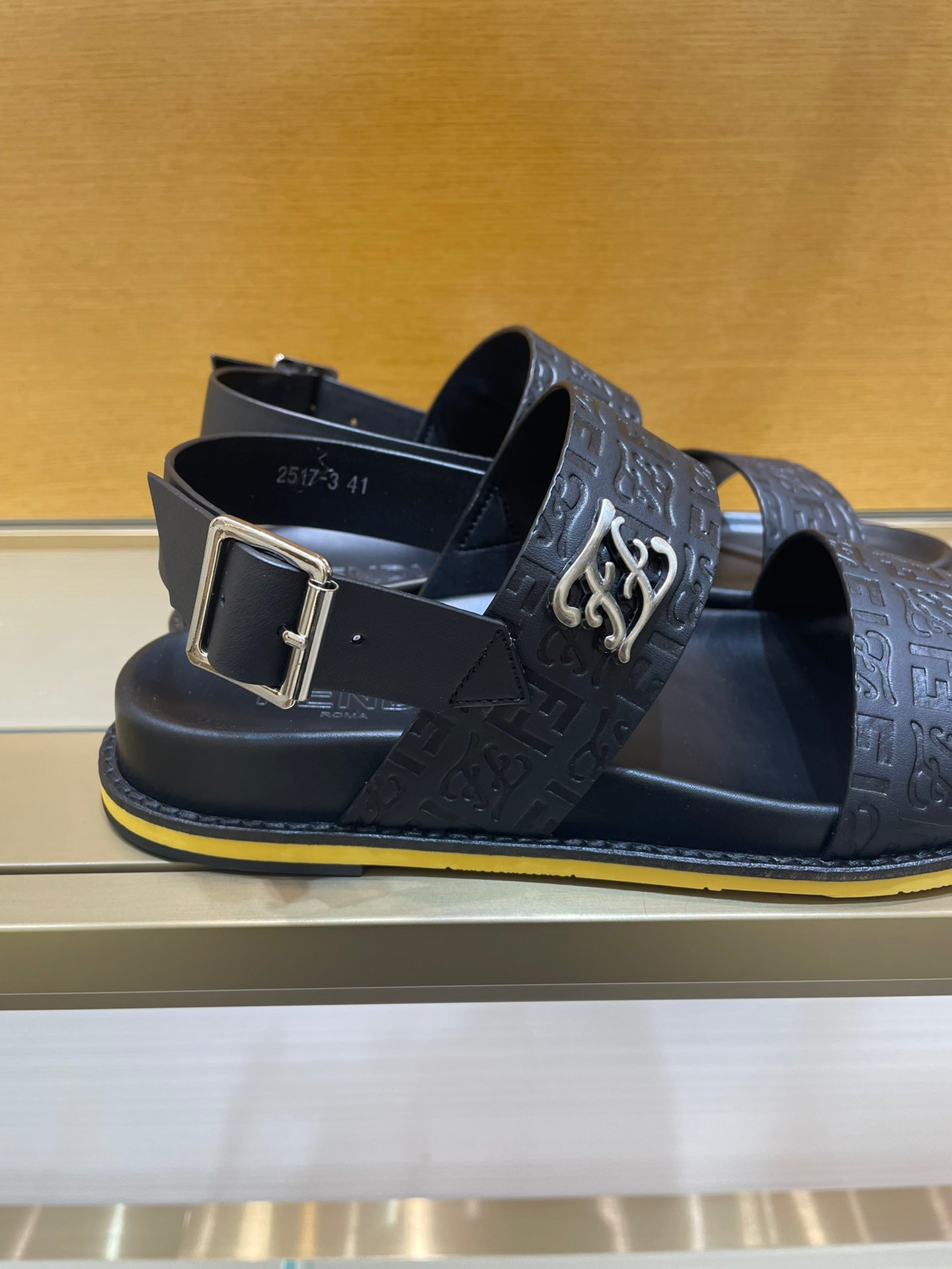 Luxury Shoes - FED - 230