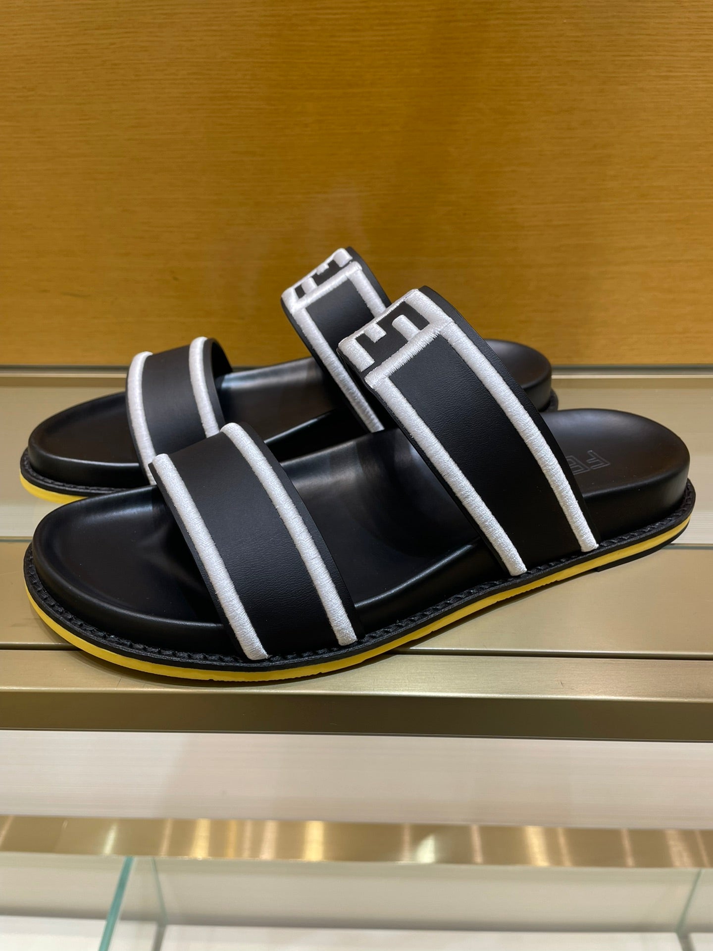 Luxury Shoes - FED - 225