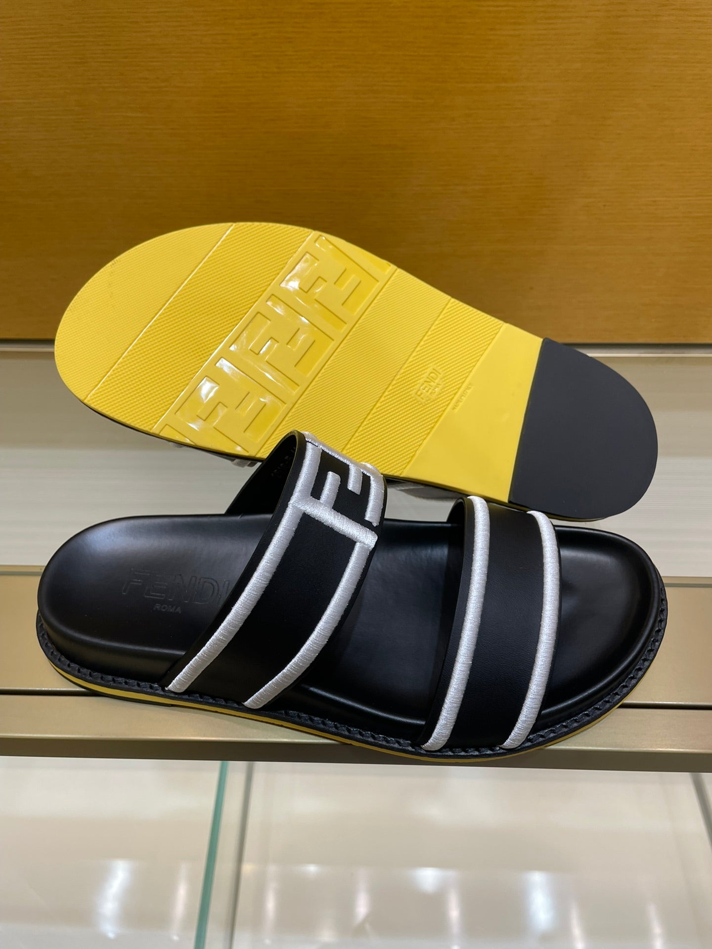 Luxury Shoes - FED - 225