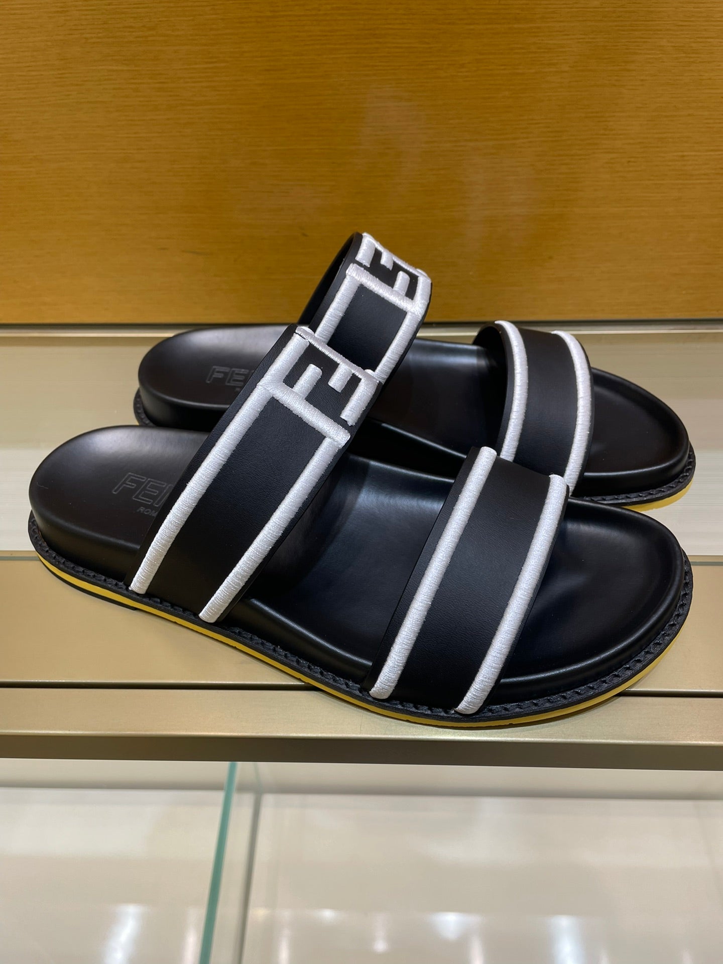 Luxury Shoes - FED - 225