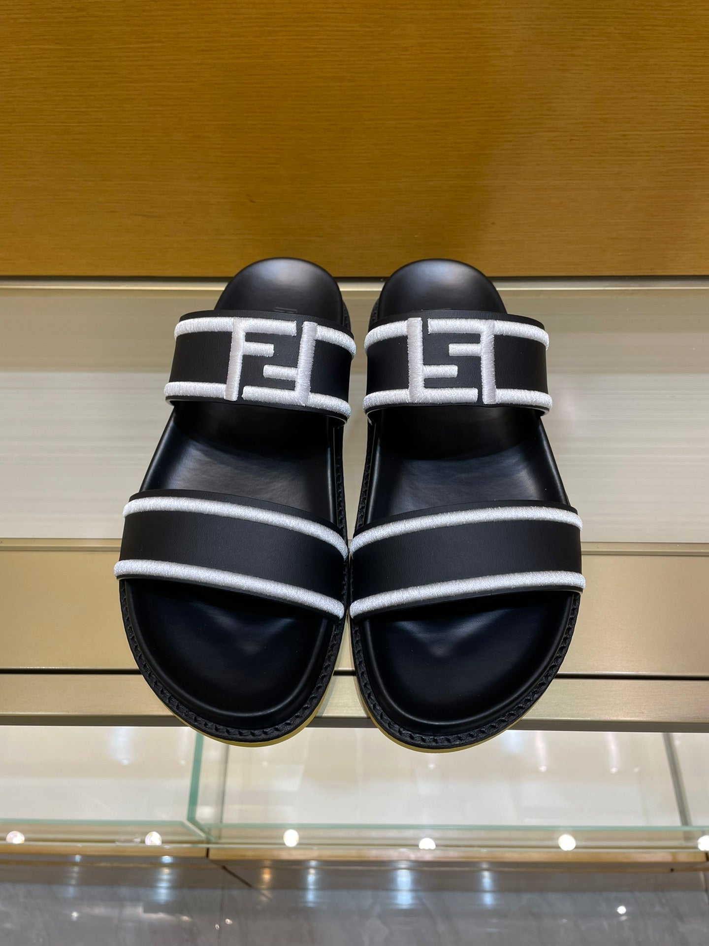 Luxury Shoes - FED - 225