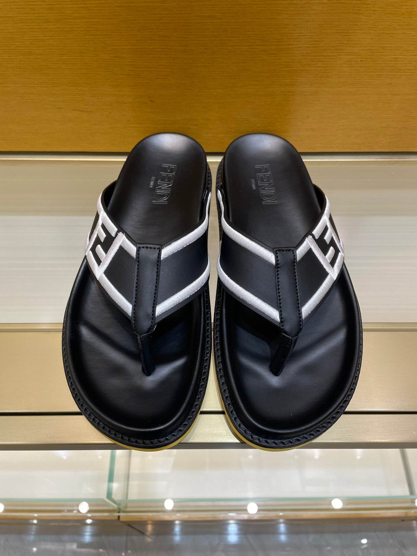 Luxury Shoes - FED - 224