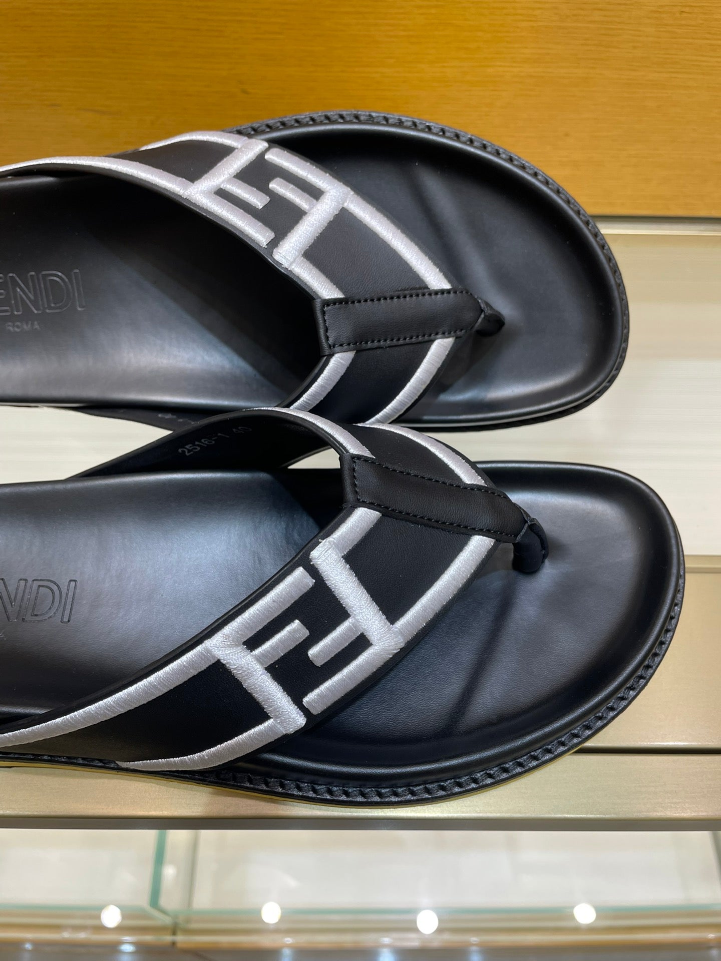 Luxury Shoes - FED - 224