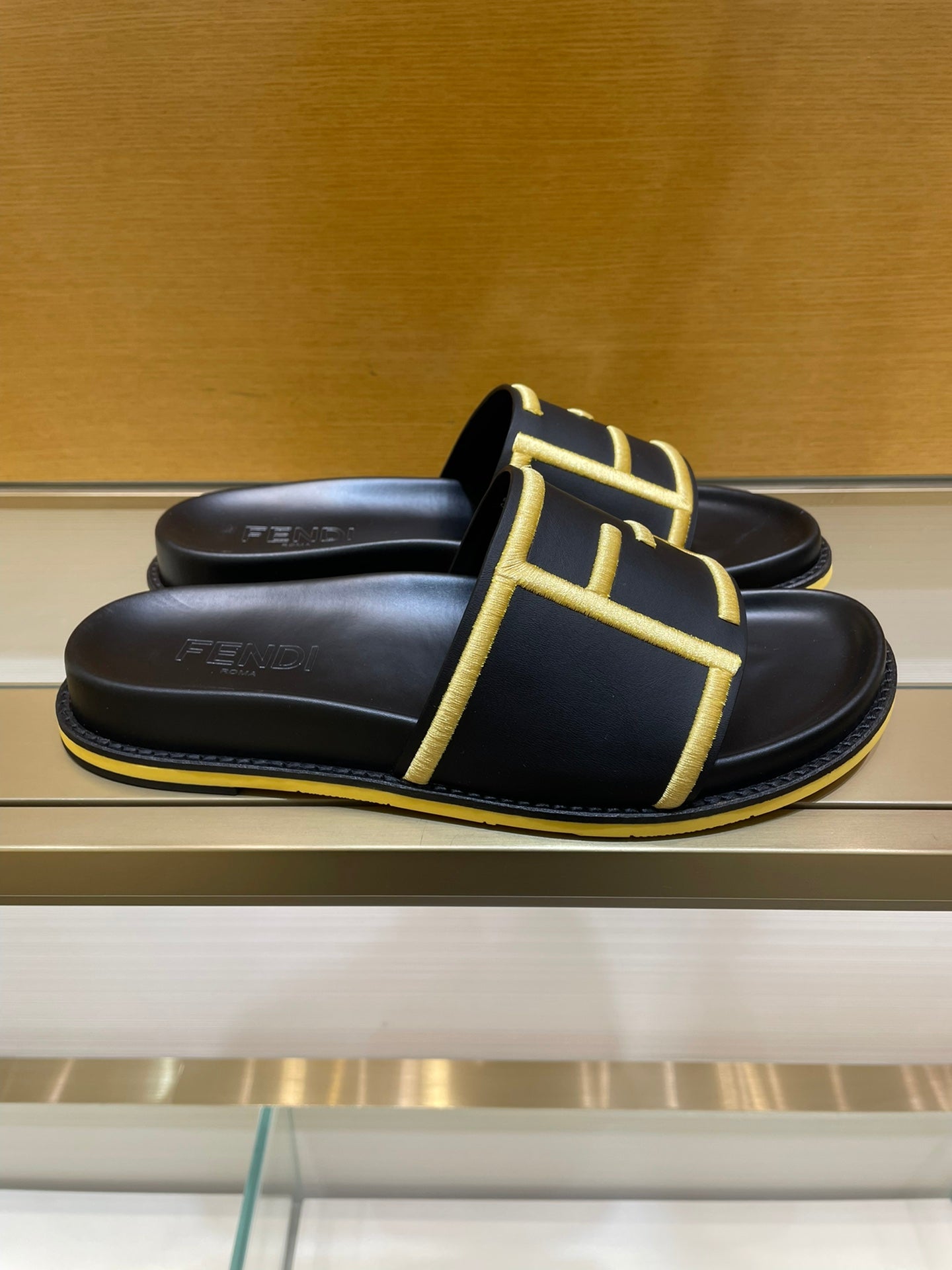 Luxury Shoes - FED - 221