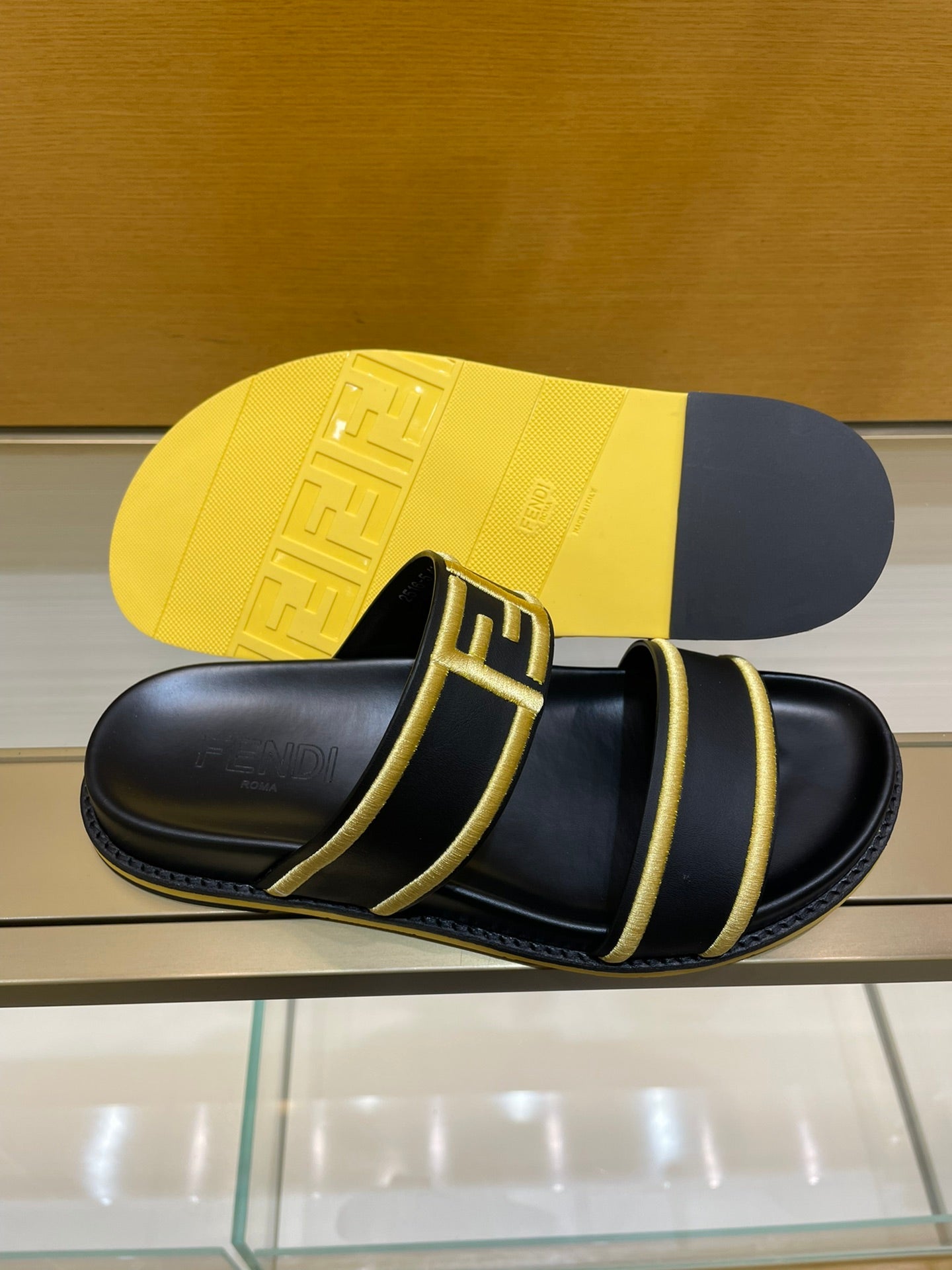 Luxury Shoes - FED - 219