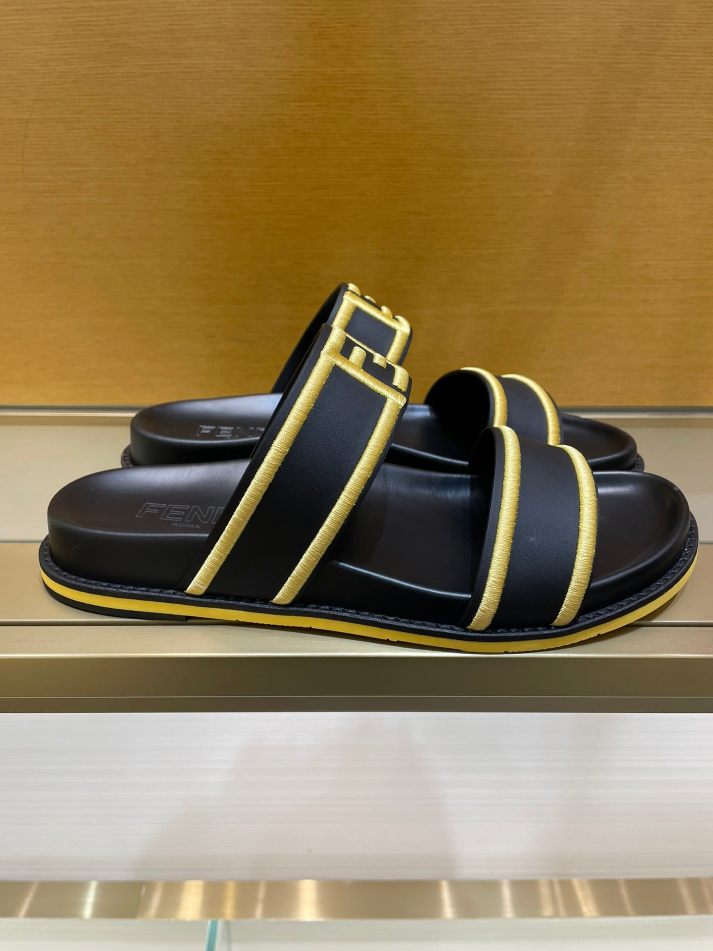 Luxury Shoes - FED - 219