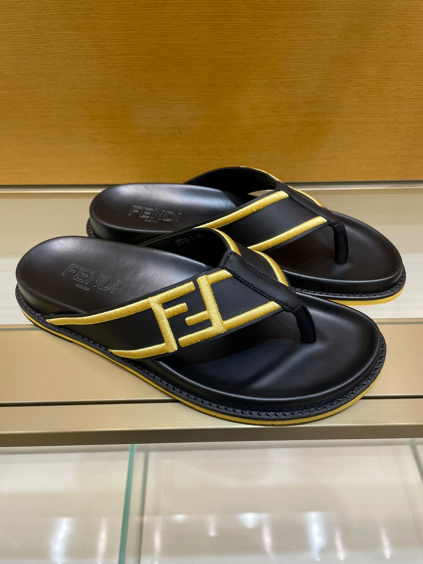 Luxury Shoes - FED - 218