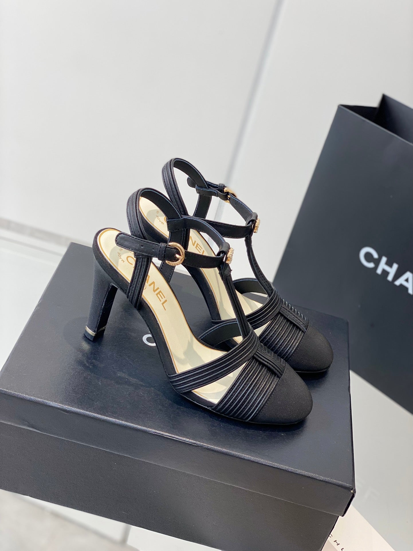 Luxury Shoes Sandals - CHL - 889