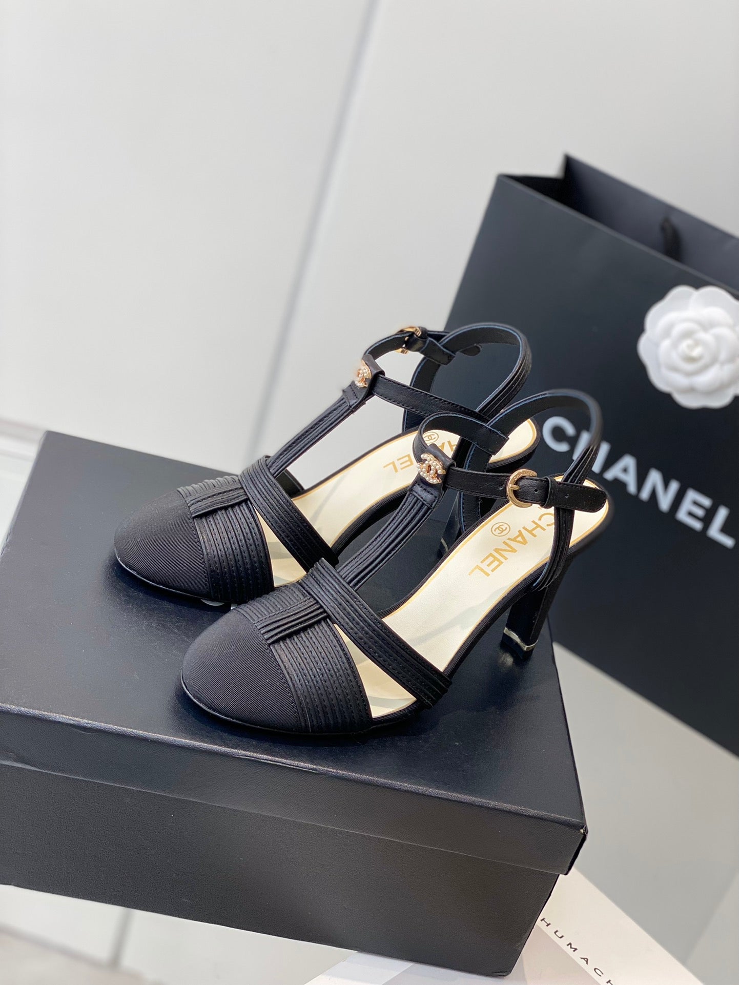 Luxury Shoes Sandals - CHL - 889