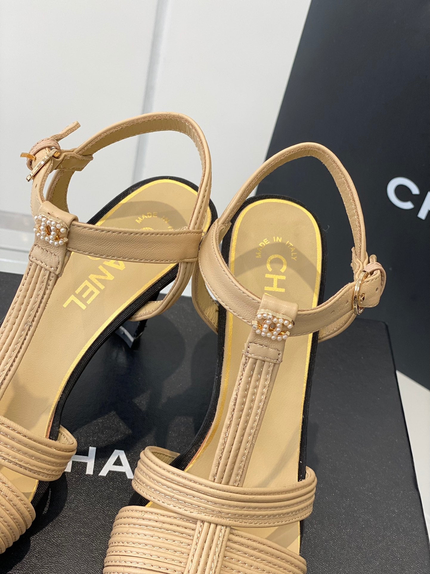 Luxury Shoes Sandals - CHL - 890