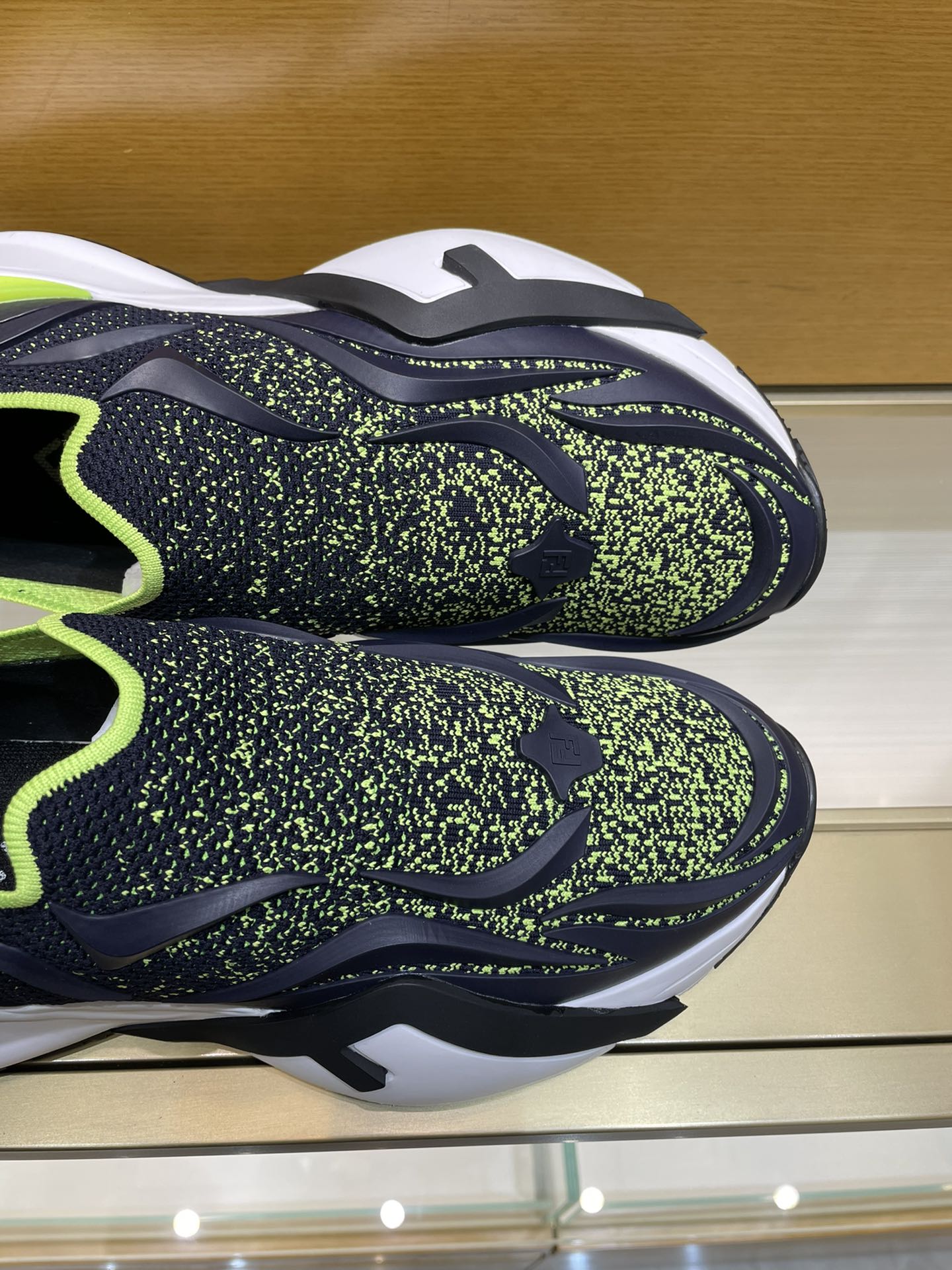 Luxury Shoes - FED - 014