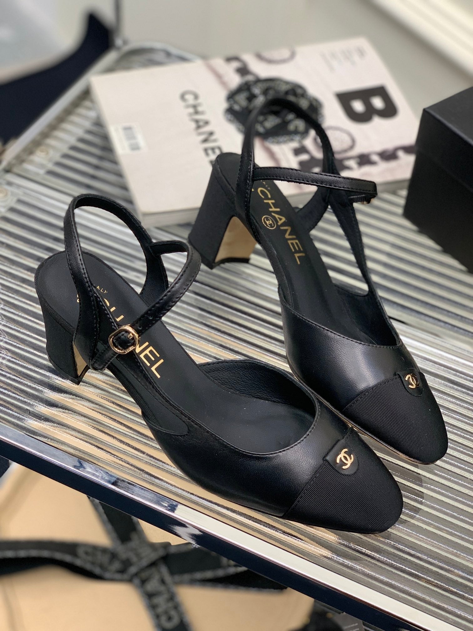 Luxury Shoes Sandals - CHL - 896