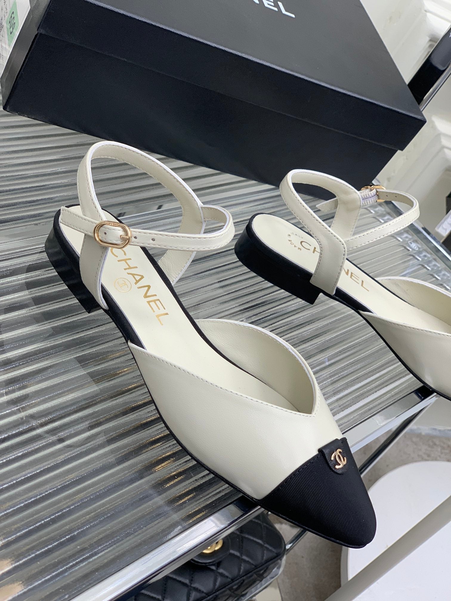 Luxury Shoes Sandals - CHL - 901