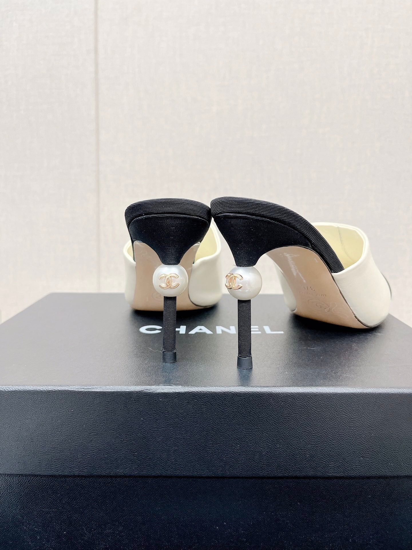 Luxury Shoes Sandals - CHL - 707