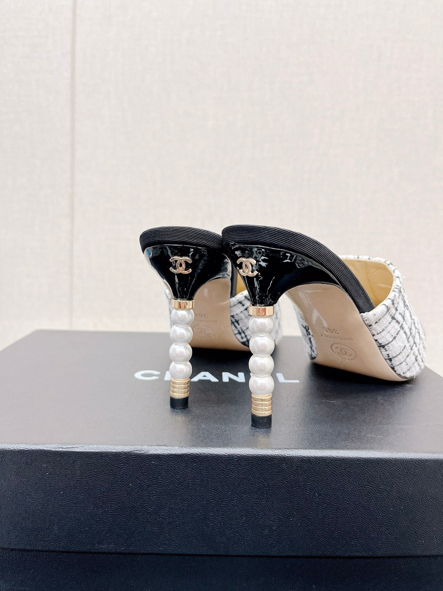 Luxury Shoes Sandals - CHL - 705