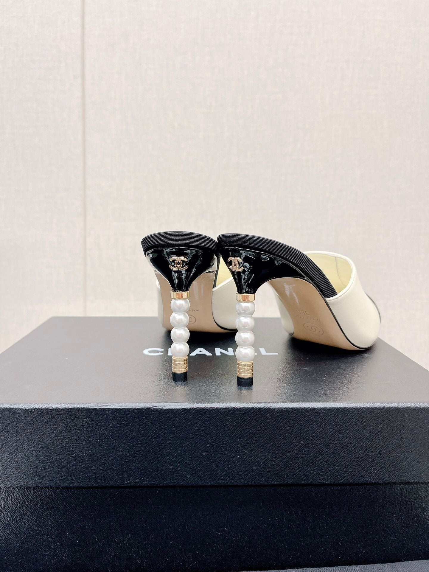 Luxury Shoes Sandals - CHL - 699